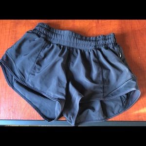 Lululemon black shorts